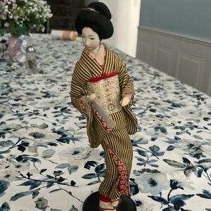 Vintage Geisha figurine